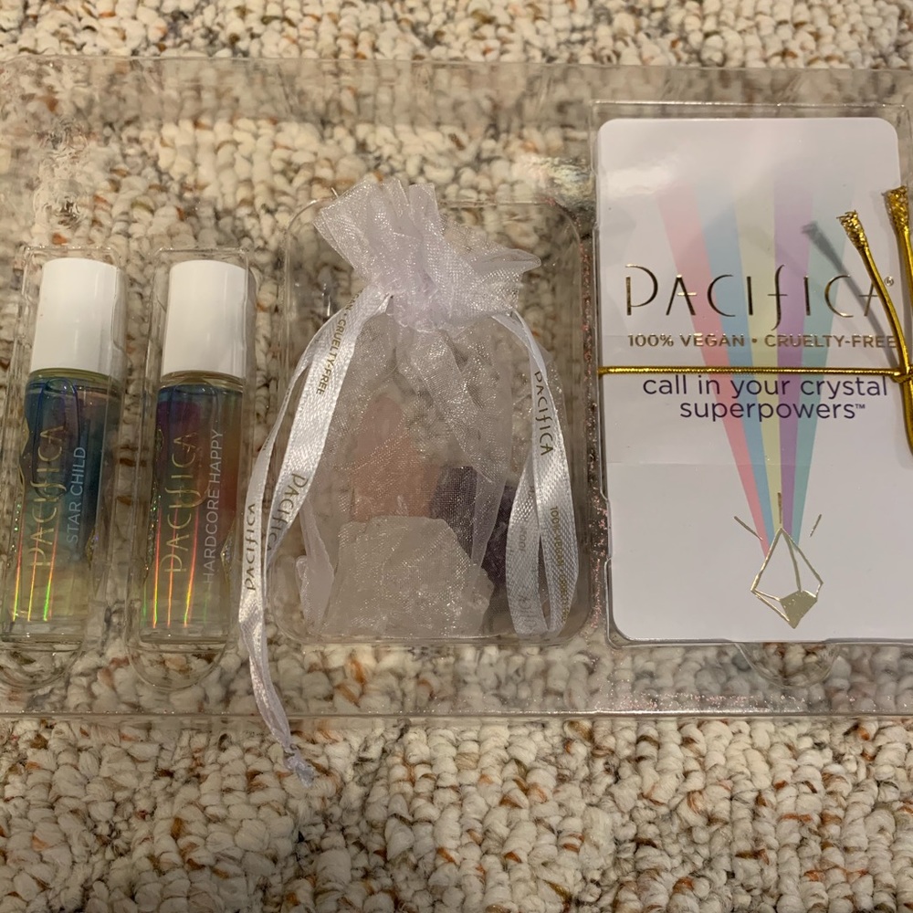 Pacifica bath crystals